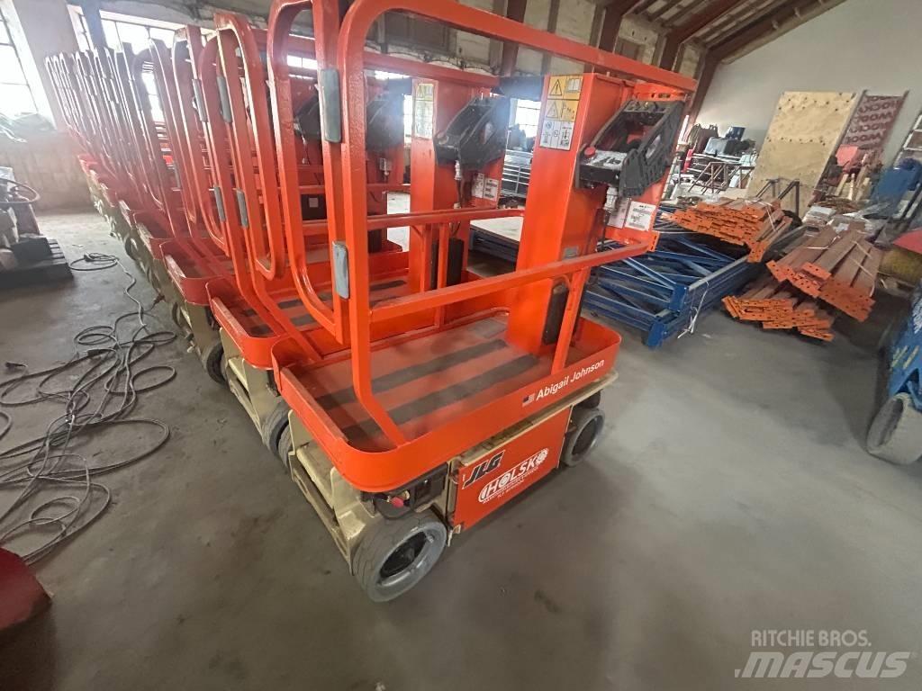 JLG 1230 ES Vertikálne stĺpové výťahy