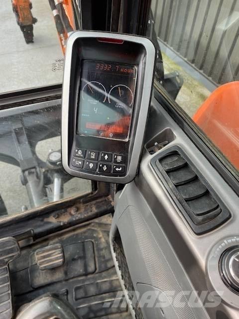 Doosan 85 Midi rýpadlá 7 t - 12 t