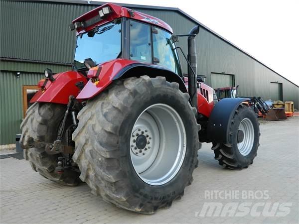 Case CVX170 Traktory