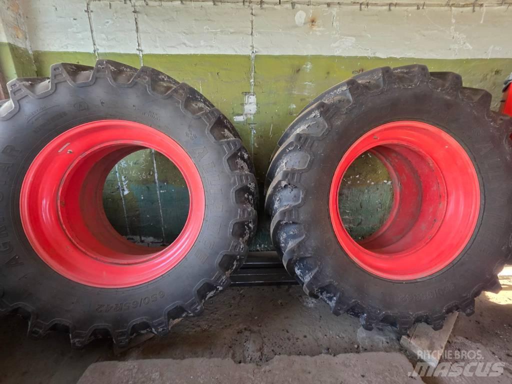 CLAAS Axion 850 Traktory