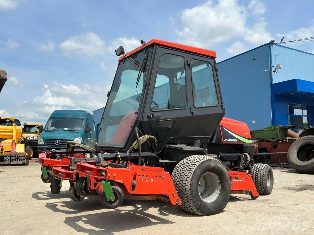 Jacobsen AR250 Samochodné kosačky