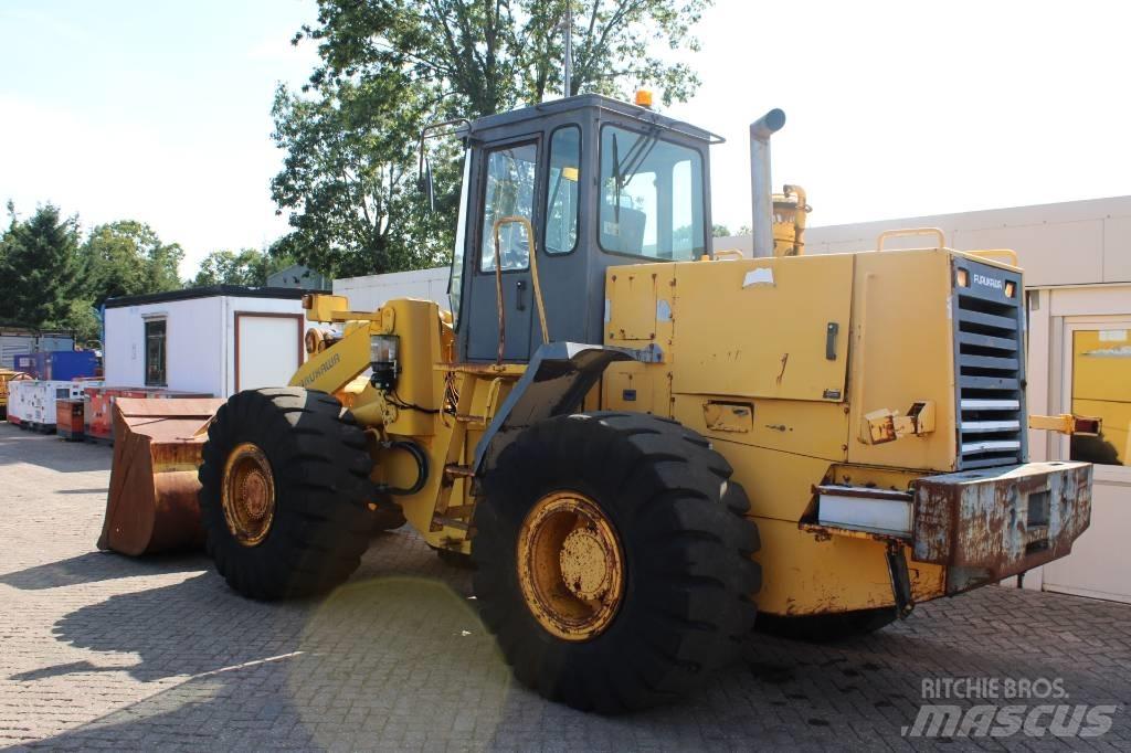 Furukawa 345 Kolesové nakladače