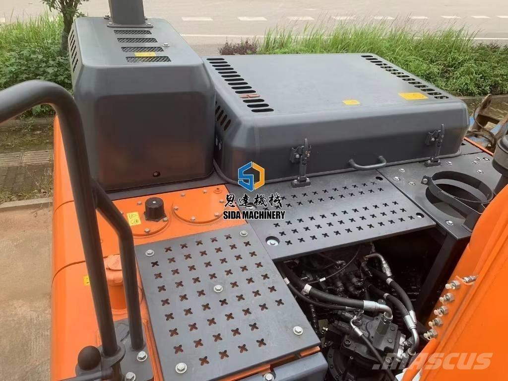 Develon DX 215 Midi rýpadlá 7 t - 12 t