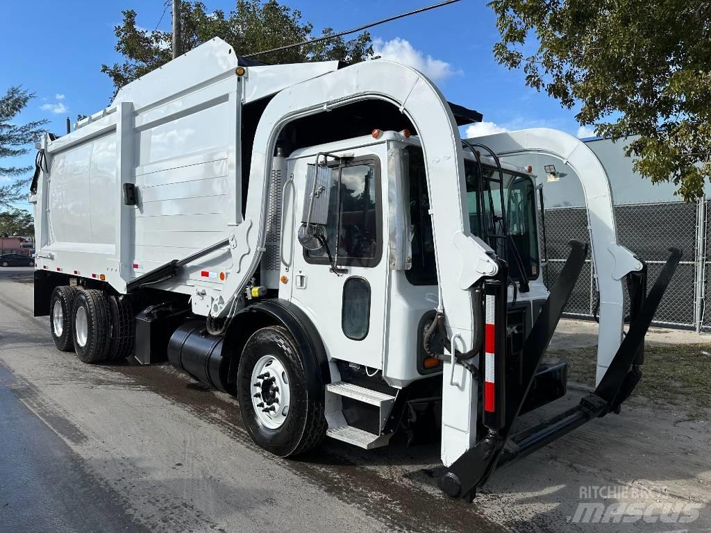 Mack MRU 613 Smetiarske vozidlá