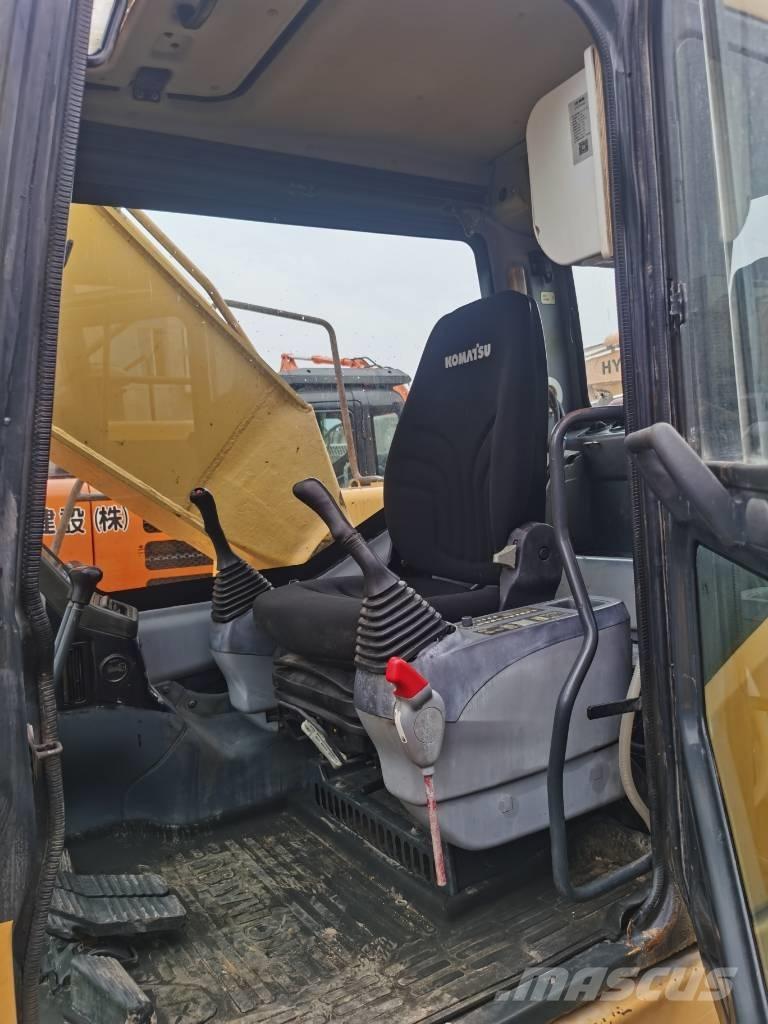 Komatsu PC200-7 Pásové rýpadlá