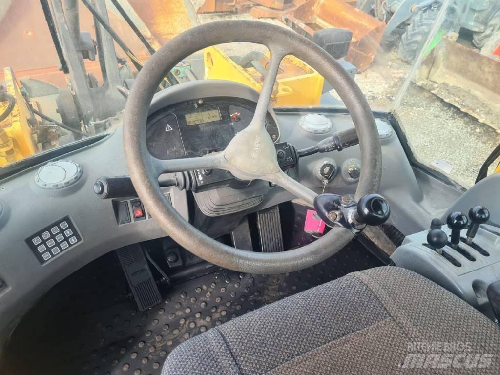 Volvo L 120 E Kolesové nakladače