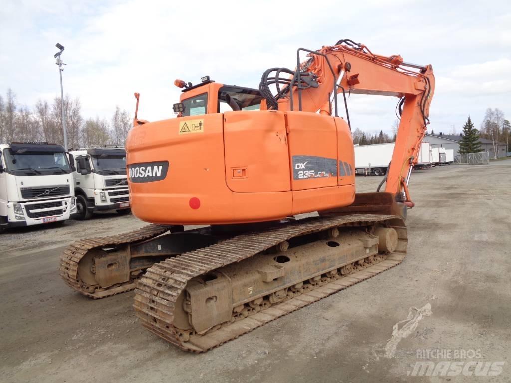 Doosan 235 LCR Pásové rýpadlá