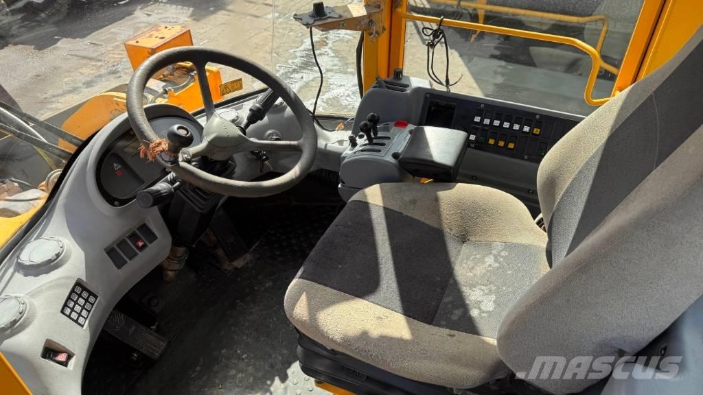 Volvo L 180 E Kolesové nakladače