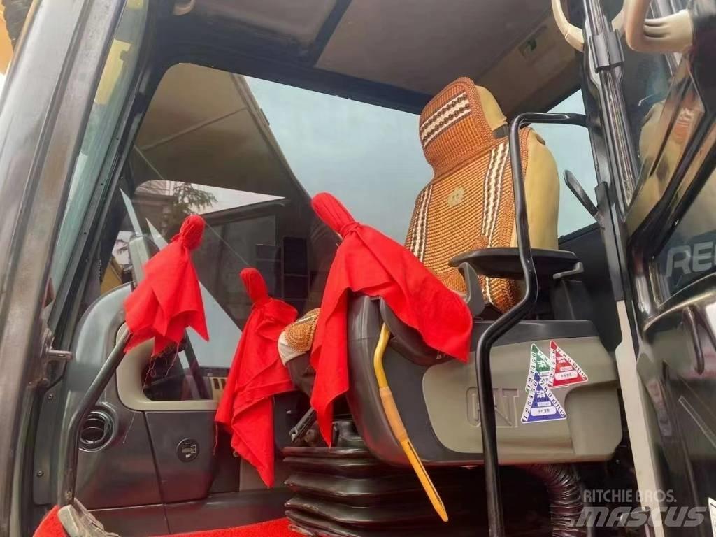 CAT CAT320D Pásové rýpadlá