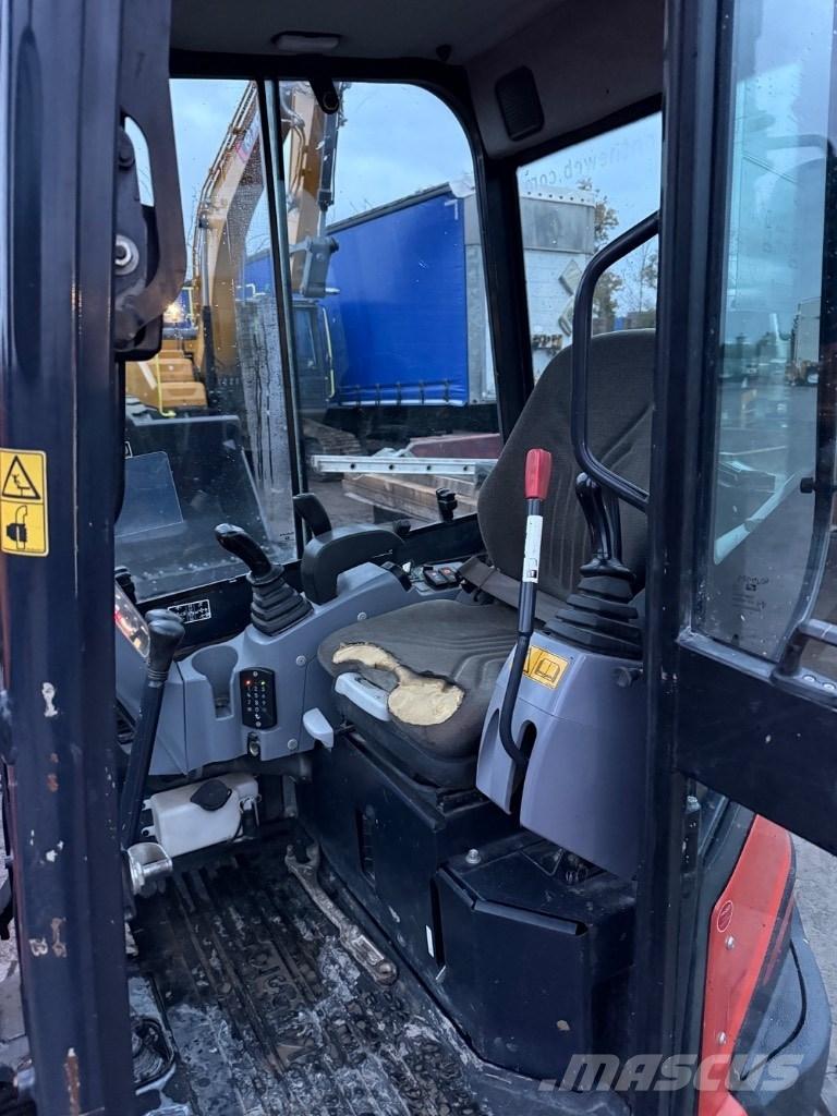 Kubota U 27-4 Mini rýpadlá < 7t