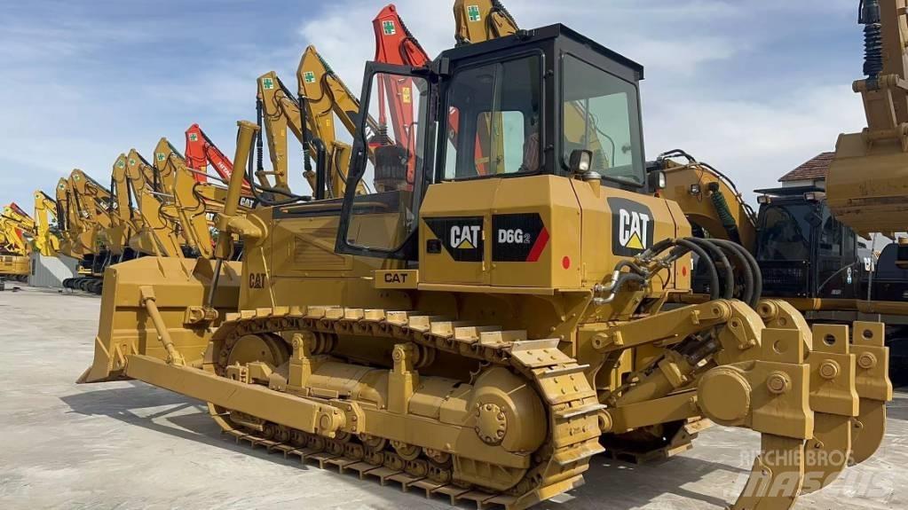CAT D 6 G LGP II Pásové dozéry