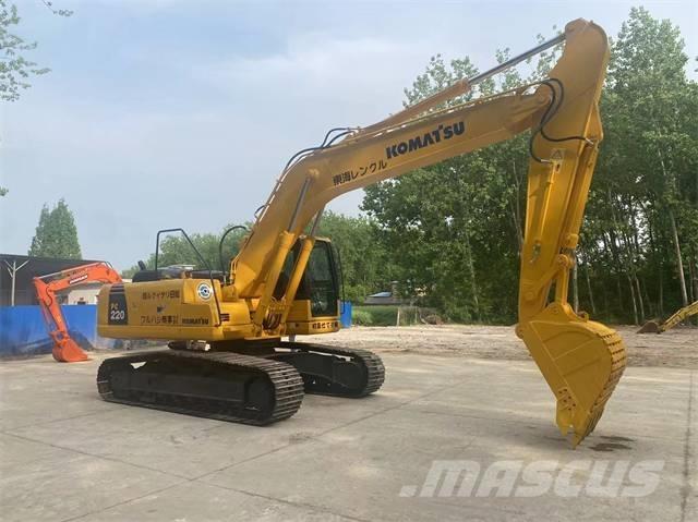 Komatsu PC 220-8 Pásové rýpadlá