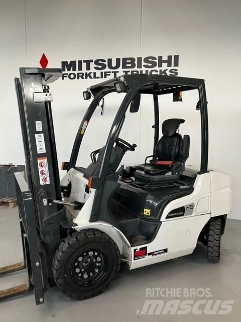 Mitsubishi FD25N3 Dieselové vozíky