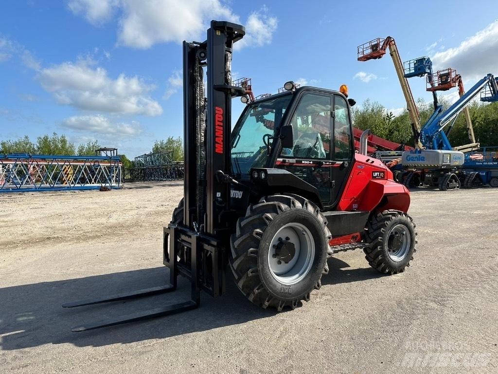 Manitou M 30.4 Terénne vysokozdvižné vozíky