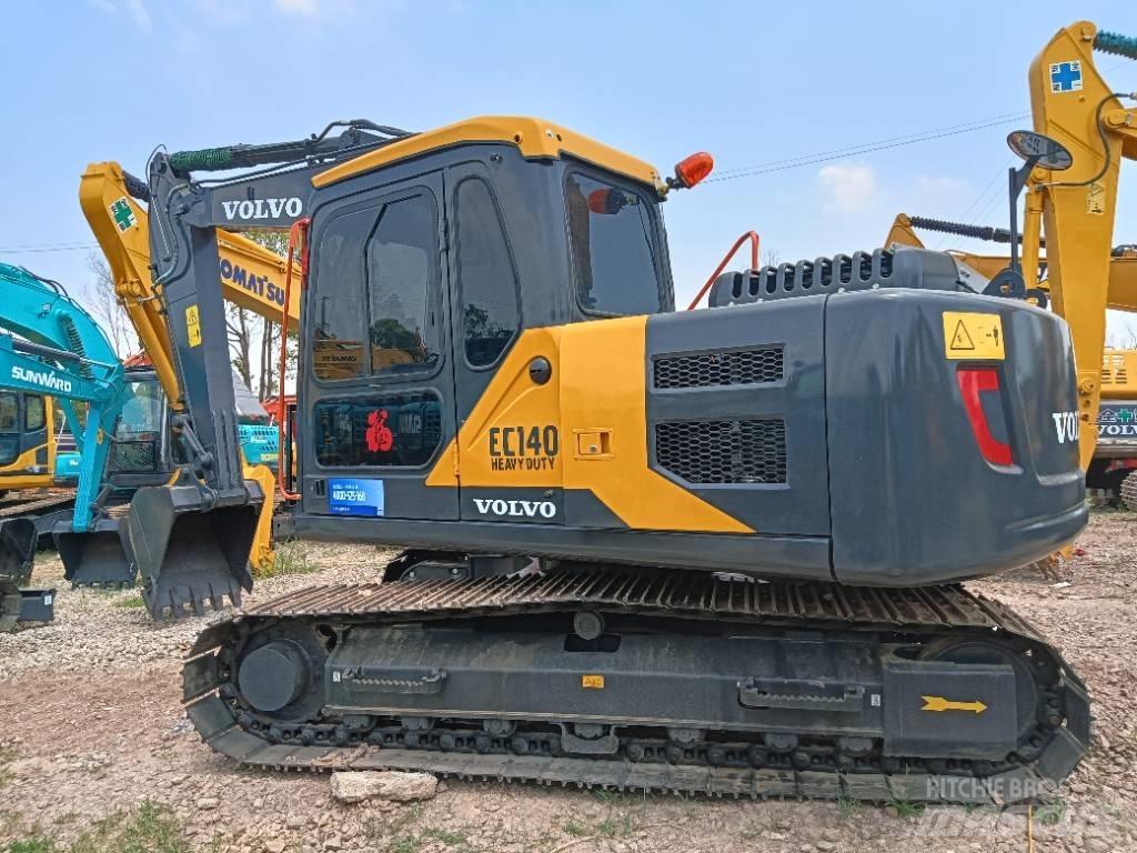 Volvo EC 140 Midi rýpadlá 7 t - 12 t