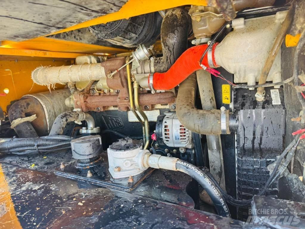 JCB 6T FT Stavebné sklápače