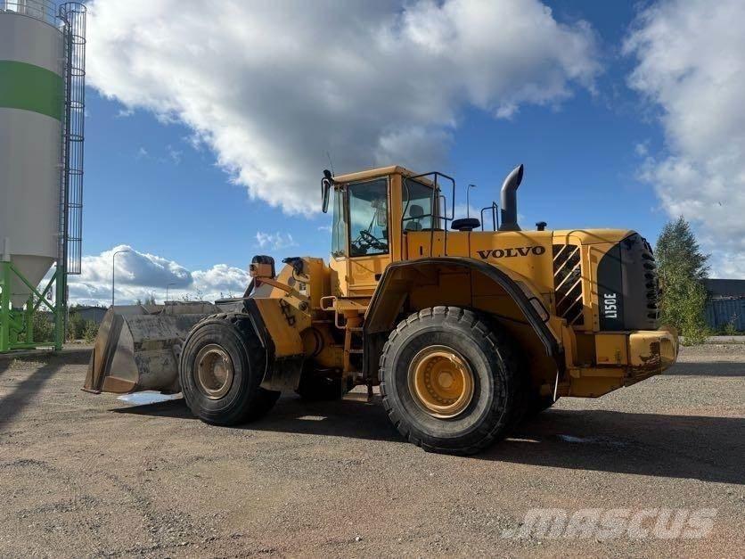 Volvo L150E Kolesové nakladače