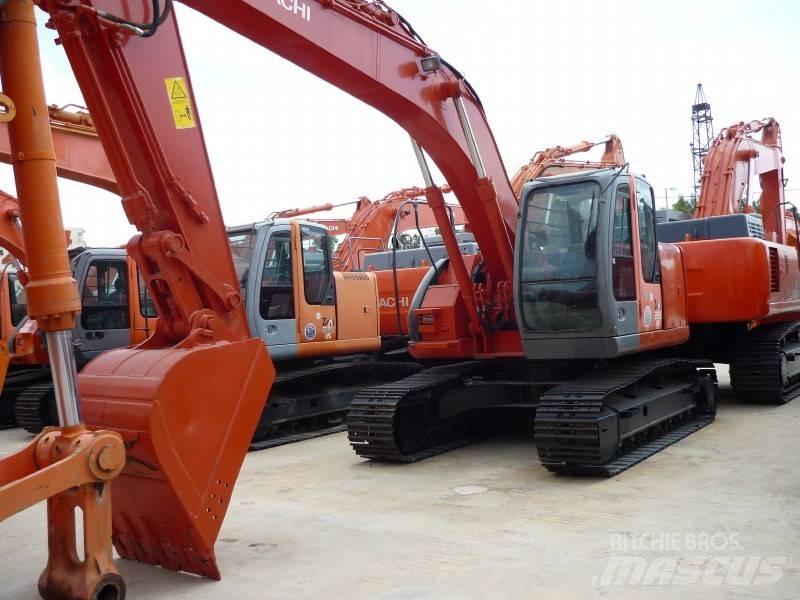 Hitachi ZX 225 US Pásové rýpadlá