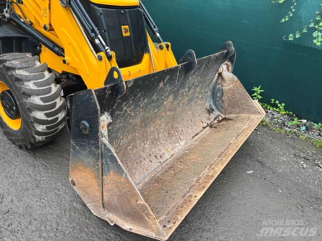 JCB 3 CX Rýpadlo-nakladače
