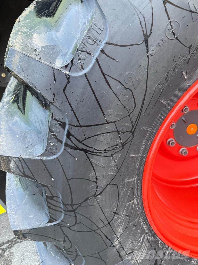 CLAAS Avero 240 Kombinované zberacie stroje