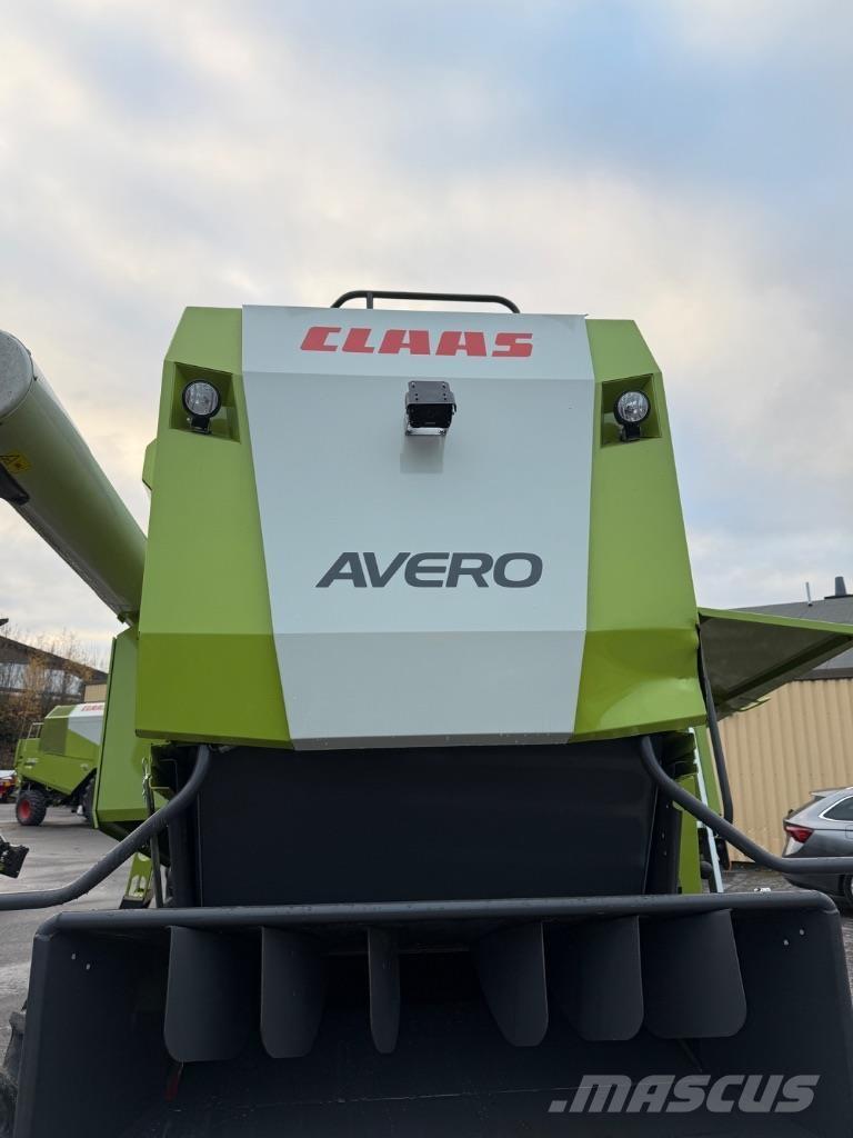 CLAAS Avero 240 Kombinované zberacie stroje