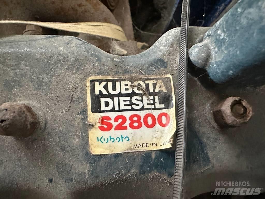 Kubota S2800 ENGINE Motory