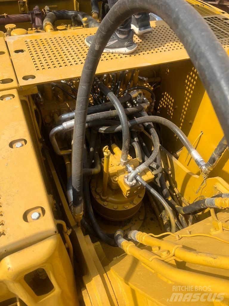 CAT 320 C Pásové rýpadlá