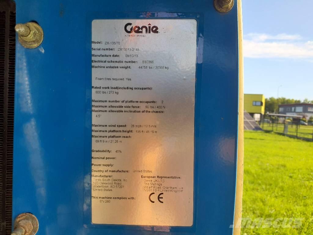 Genie ZX 135/70 Kĺbové plošiny