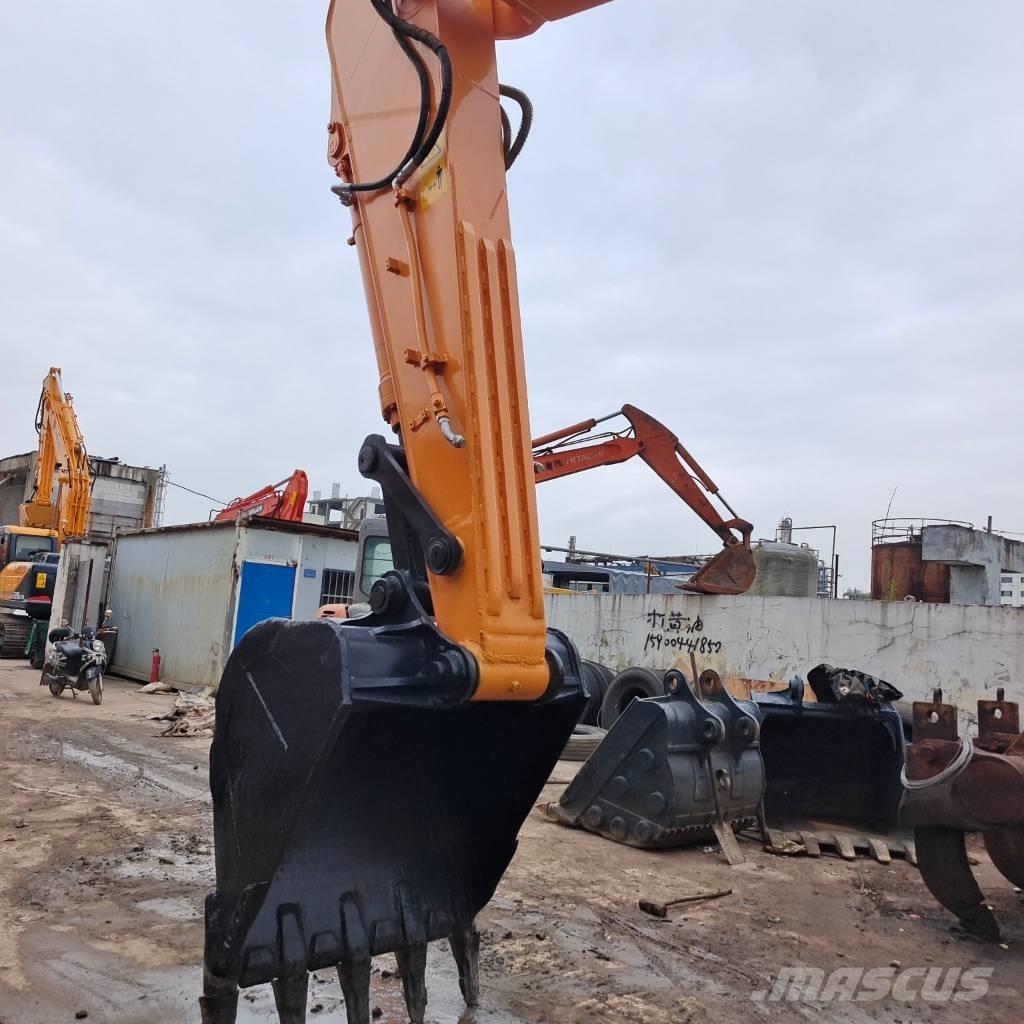Hyundai 220 LC-9 Pásové rýpadlá