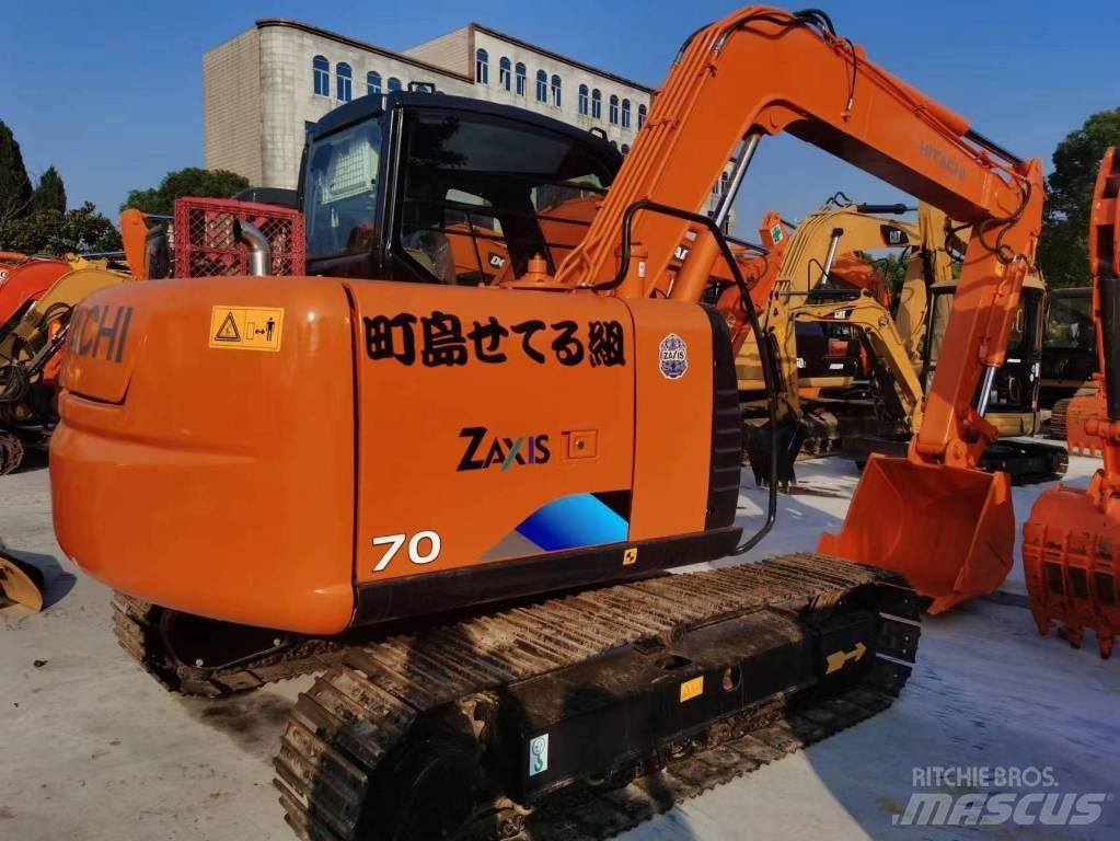 Hitachi ZX 70 Midi rýpadlá 7 t - 12 t