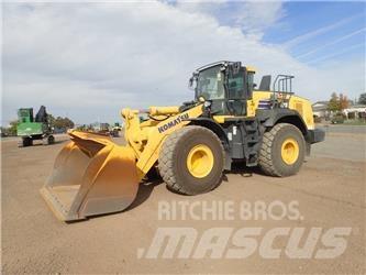 Komatsu WA475-10 Kolesové nakladače