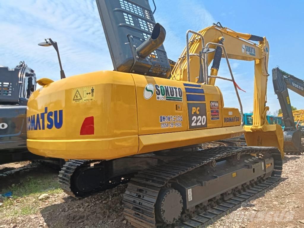 Komatsu PC 220-8 Pásové rýpadlá