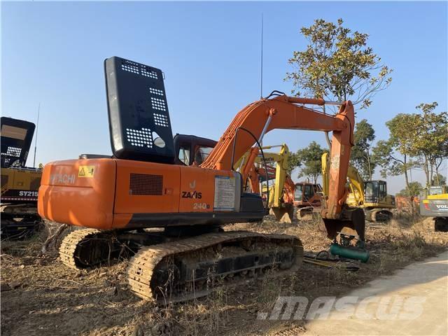 Hitachi ZX240 Pásové rýpadlá