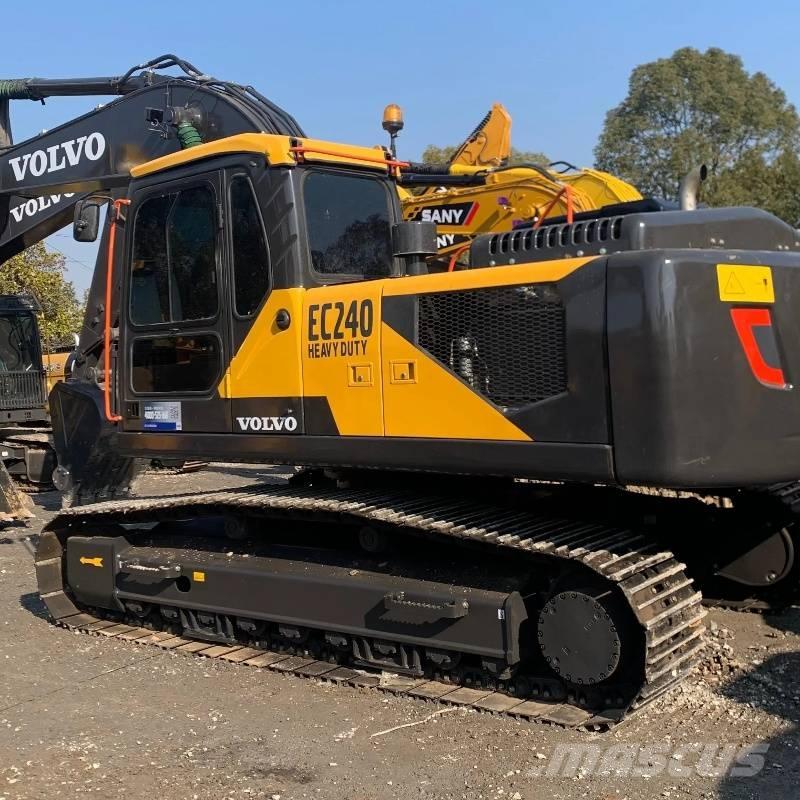 Volvo EC 240 Pásové rýpadlá