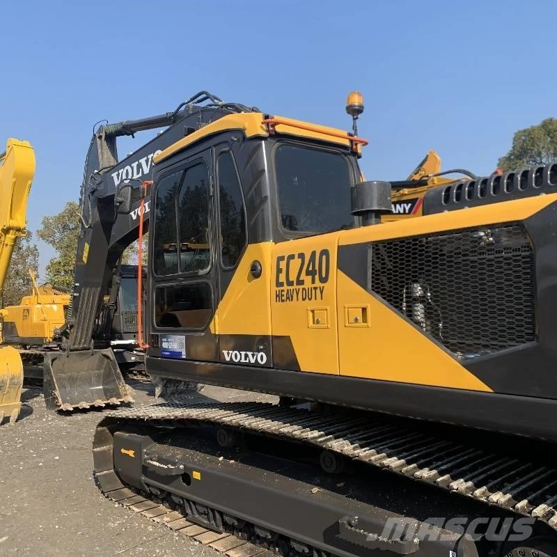 Volvo EC 240 Pásové rýpadlá