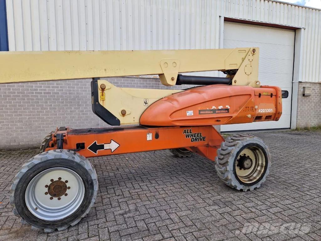 JLG E600 Kĺbové plošiny