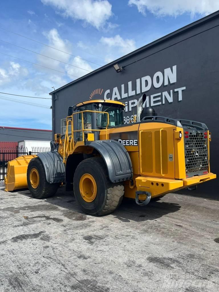 John Deere 824 K Kolesové nakladače