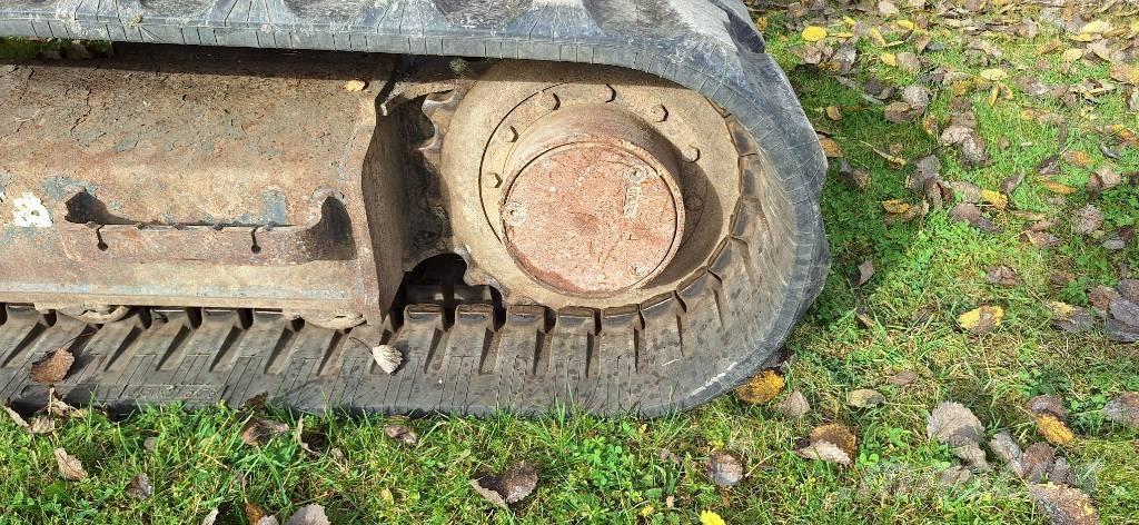 Kobelco E 70 SR Pásové rýpadlá