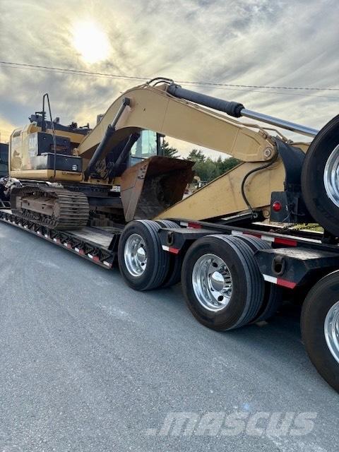 CAT 320E Pásové rýpadlá