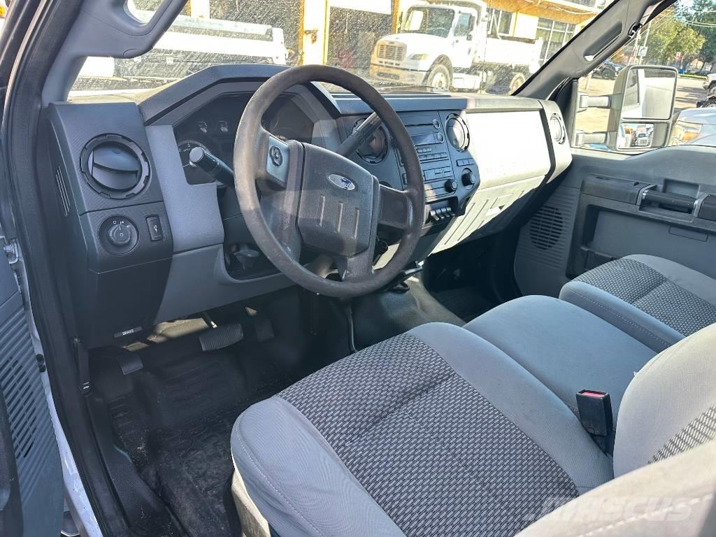 Ford F 550 SD Komunálne / Multi-úžitkové vozidlá