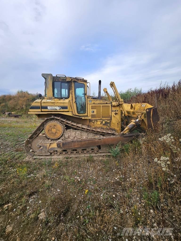 CAT D6h Pásové dozéry