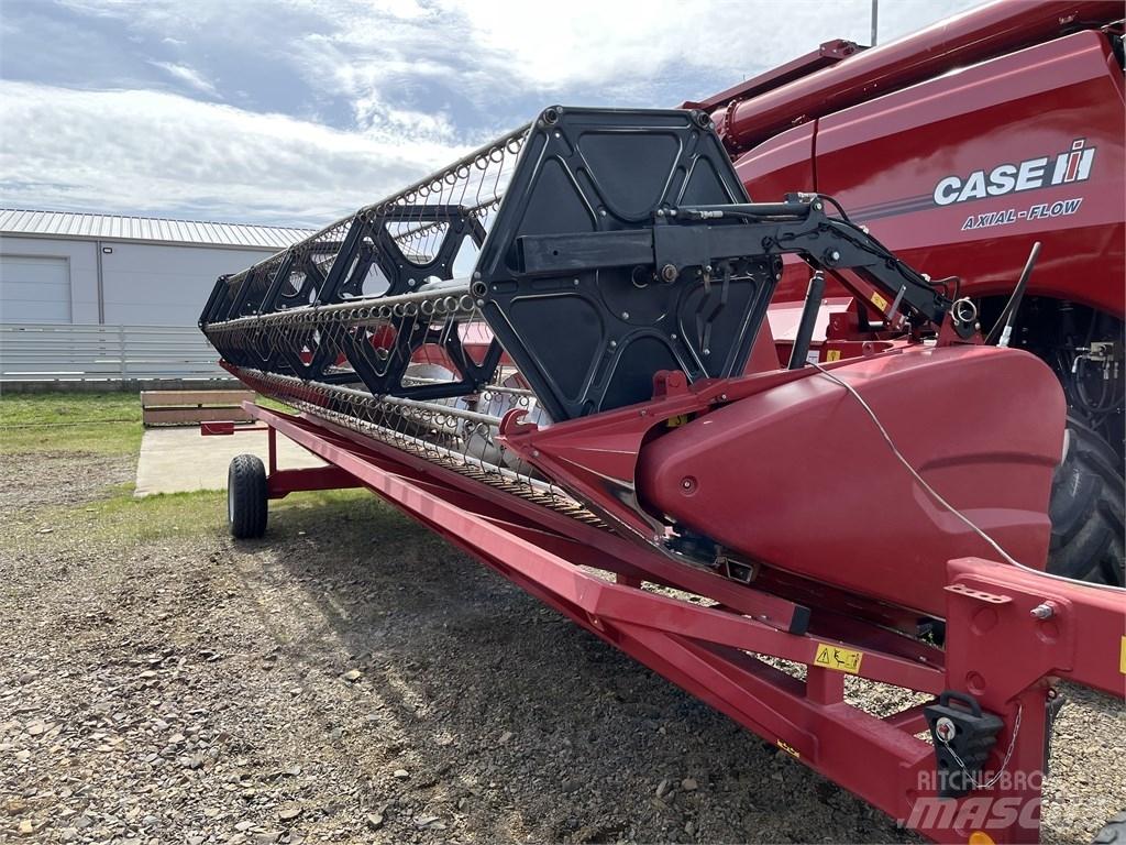 Case IH AF 7240 Kombinované zberacie stroje