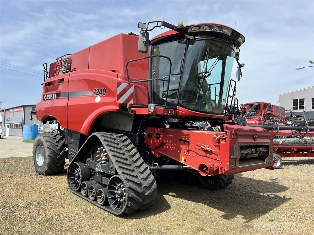 Case IH AF 7240 Kombinované zberacie stroje