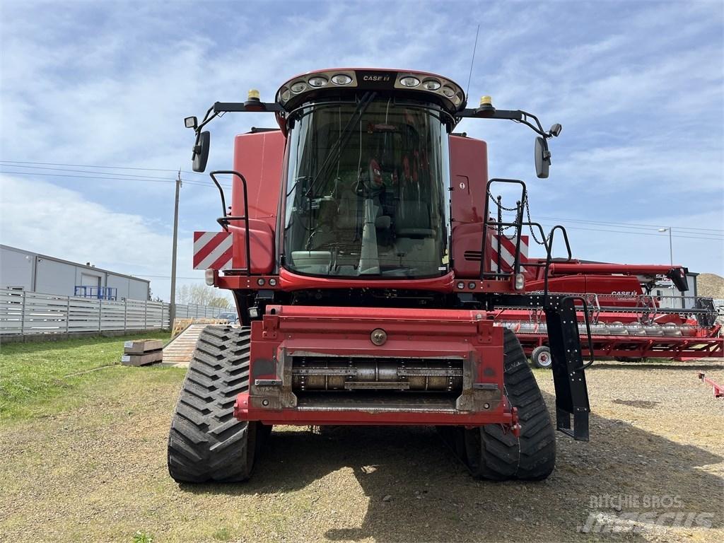 Case IH AF 7240 Kombinované zberacie stroje
