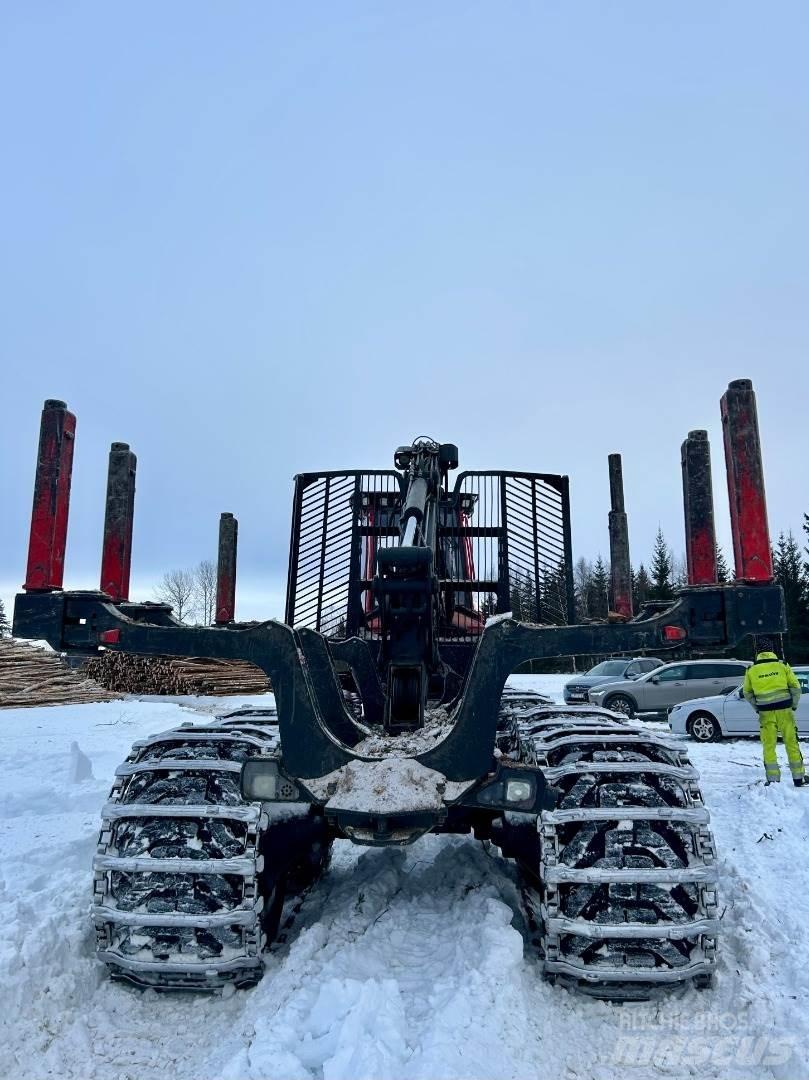 Komatsu 855 Lesné traktory
