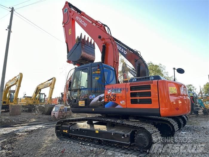 Hitachi ZX 200 Pásové rýpadlá