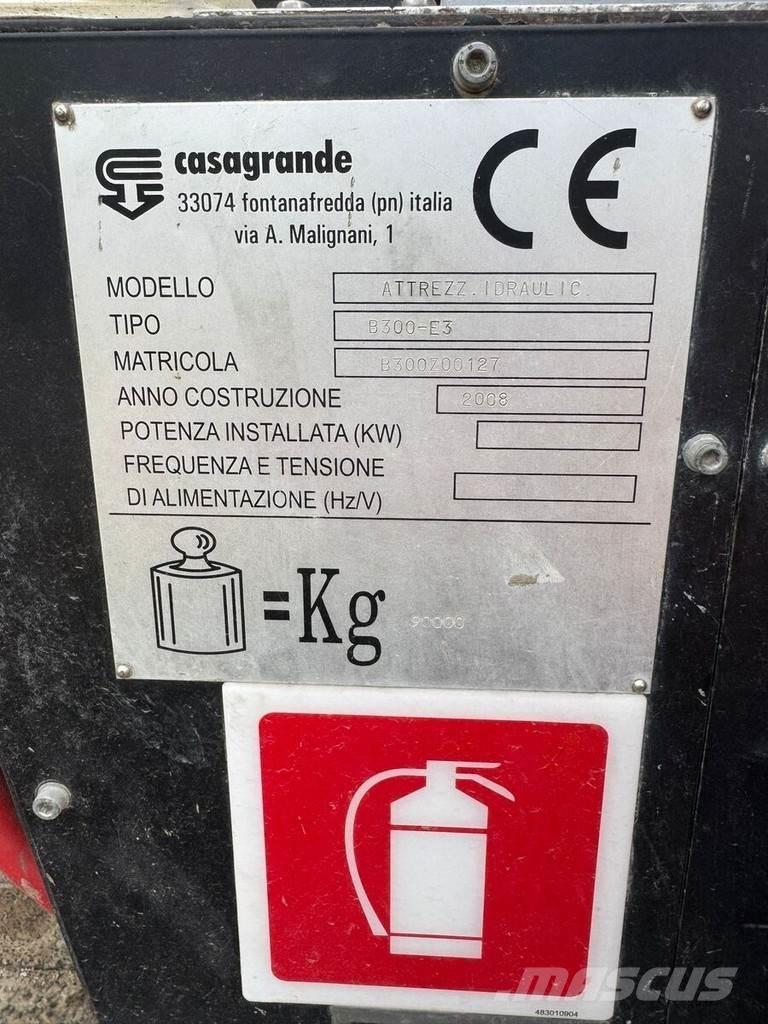 Casagrande B300 Veľké vŕtacie stroje