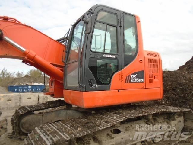 Doosan DX 235 LCR Pásové rýpadlá