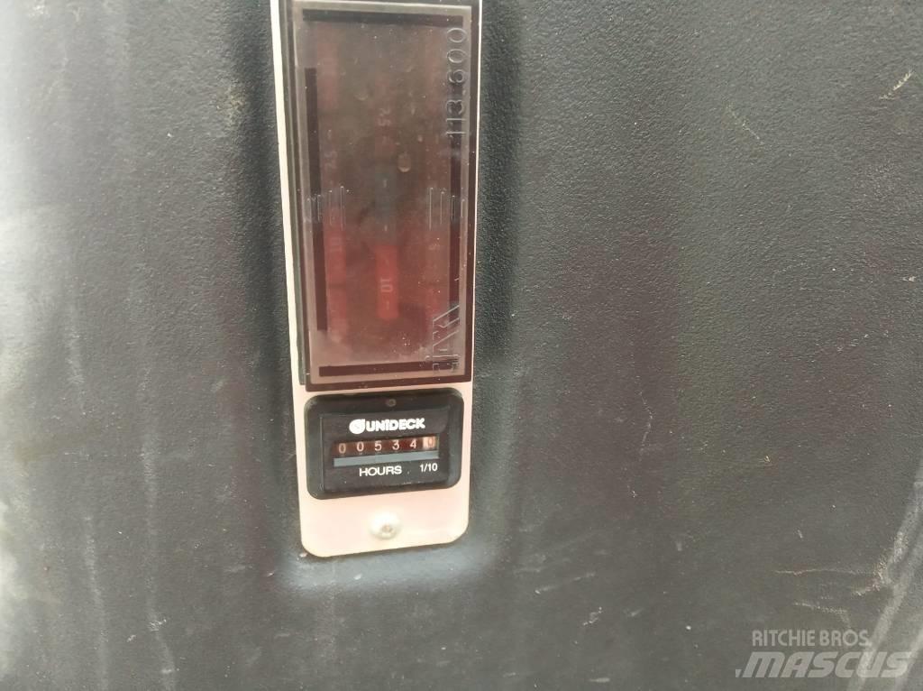 Ausa D 150 AH G Stavebné sklápače