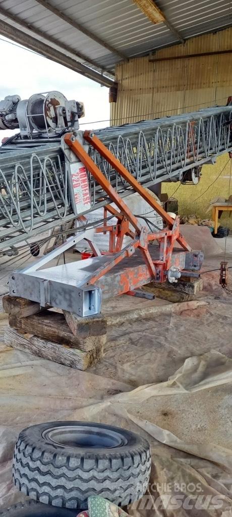 Cinomatic E 2000 Stavebné žeriavy